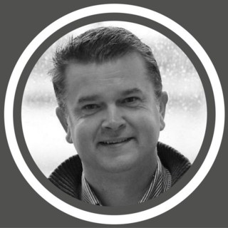 Gil Van den Berghe â The Social Media House (FR: 06/02/2014)